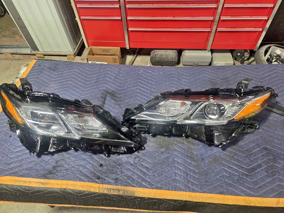 2024 Toyota Camry OEM Front Headlights (Pair)