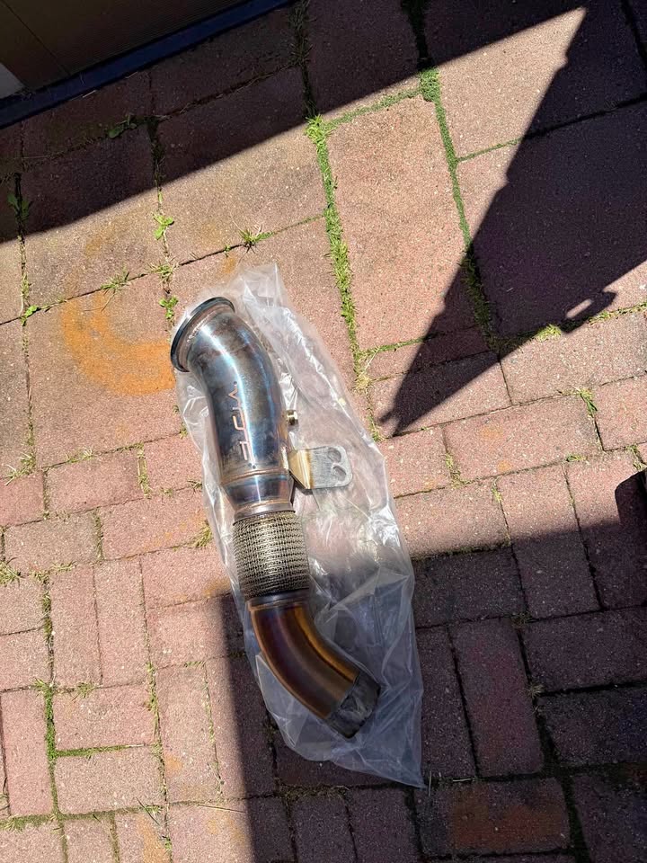 B58 downpipe