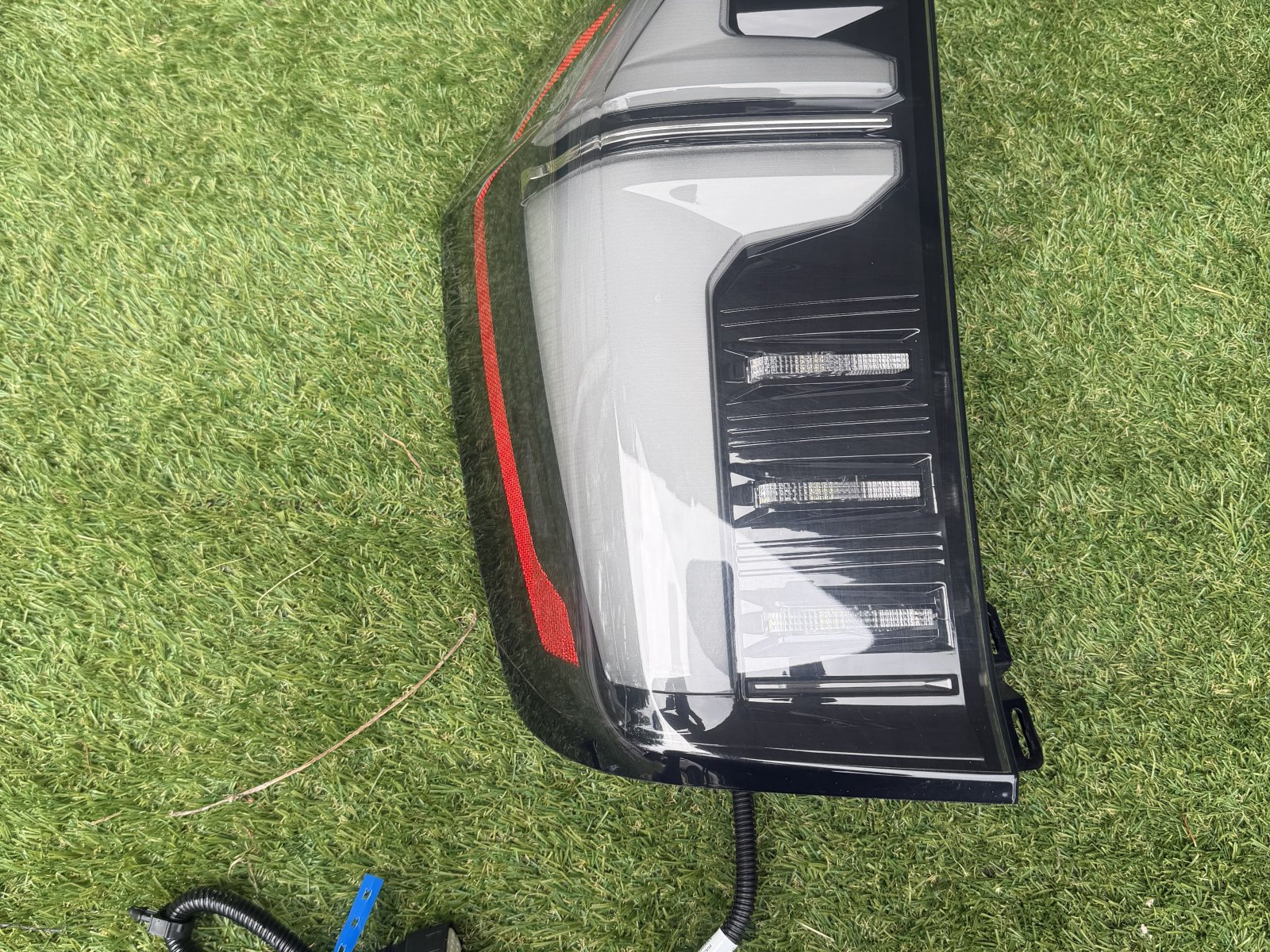 2025-2026 Chevy Tahoe Taillight LH DRIVER SIDE