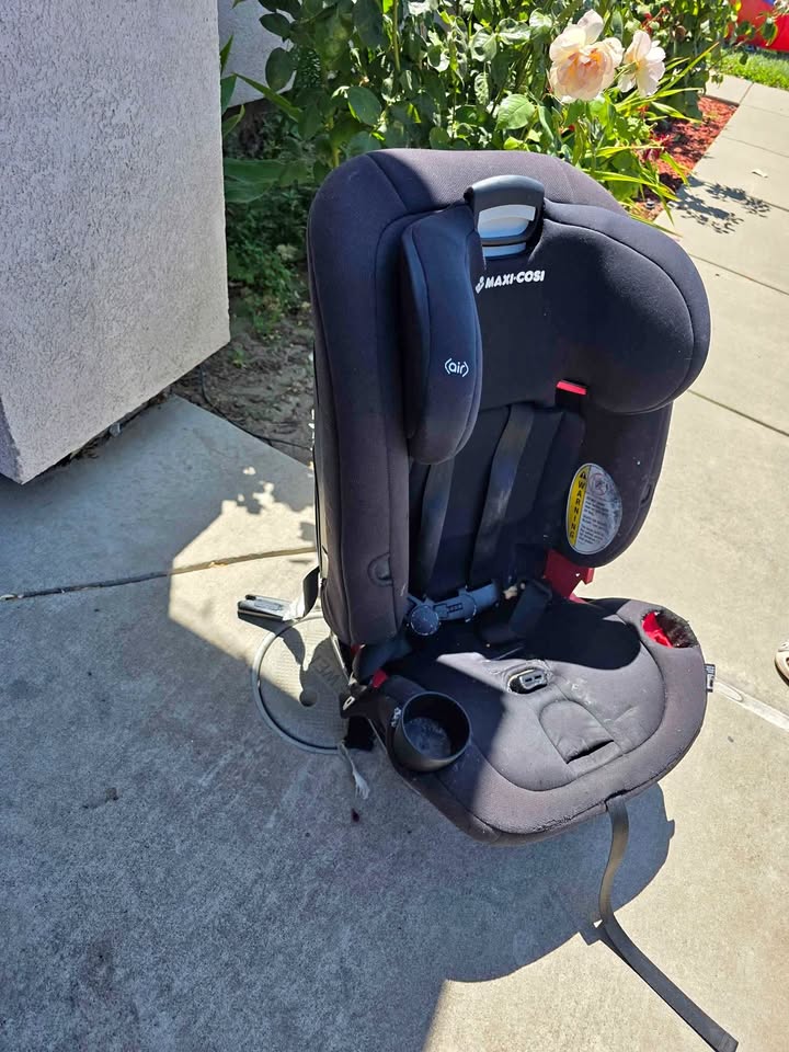 Maxi cosi car seat