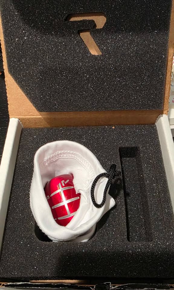 Red Raceseng Contour weighted shift knob