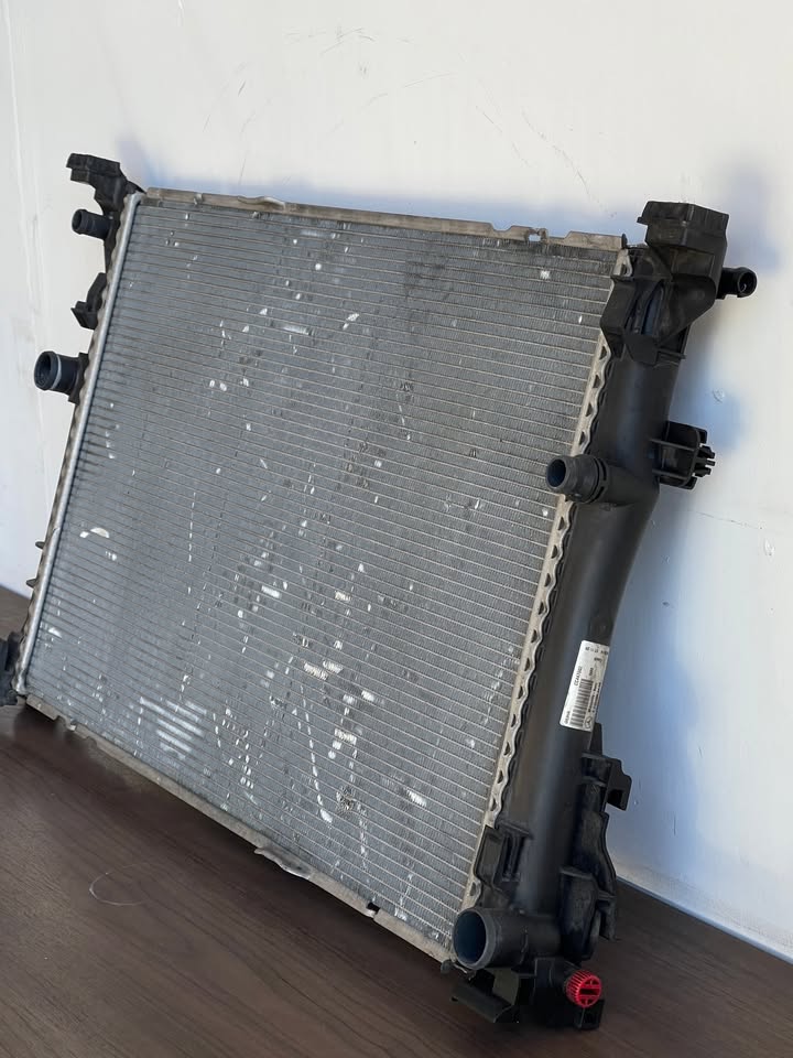 2014-2019 MERCEDES BENZ CLA250 C117 Radiator Coolant Cooling Condenser 2.0L OEM