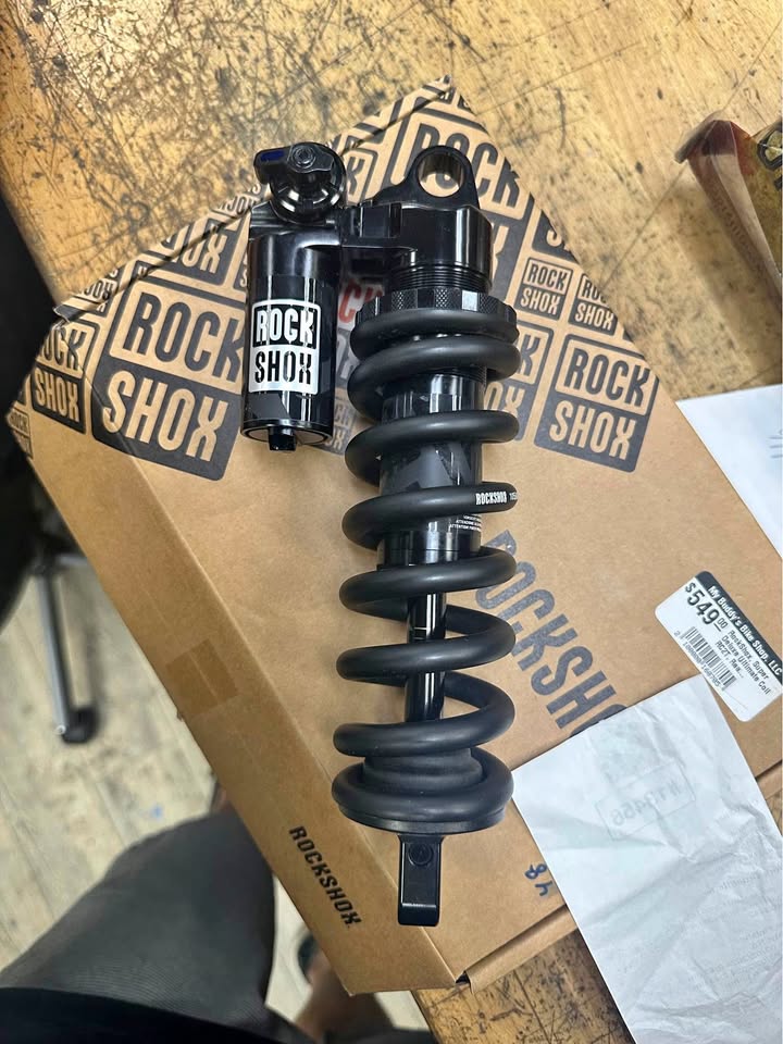 Rockshox Ultimate Rear coil.