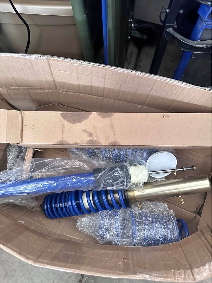 Solo weeks coilovers for mk4 Jetta