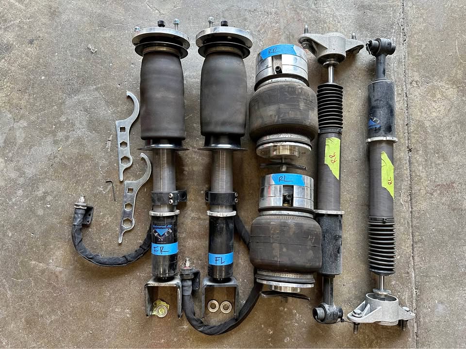 Universal Air Suspension Tesla Model 3 Y Solution Series Bags RWD