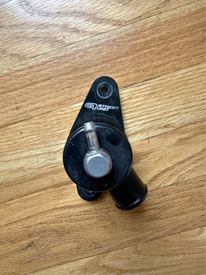 Used 2005-2008 Subaru legacy Outback turbo cut off valve